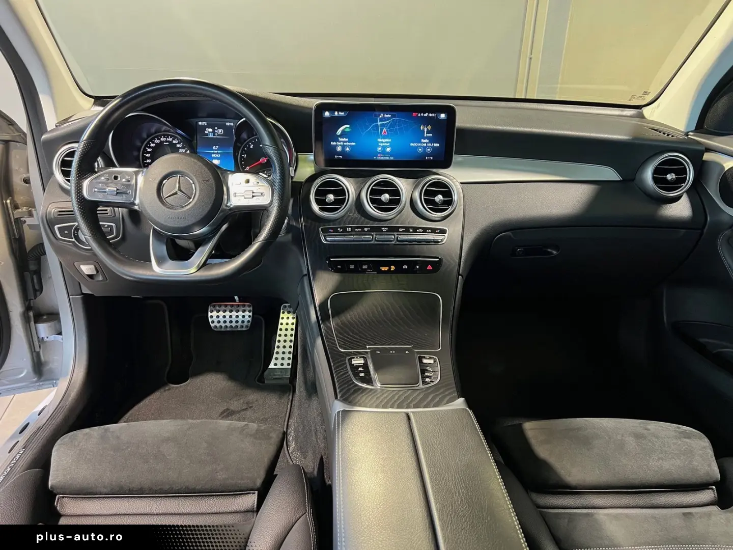 MERCEDES-BENZ GLC 300 de 4M AMG Night Pano AHK Sound&hellip;