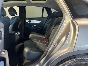 MERCEDES-BENZ GLC 300 de 4M AMG Night Pano AHK Sound…