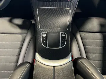 MERCEDES-BENZ GLC 300 de 4M AMG Night Pano AHK Sound…