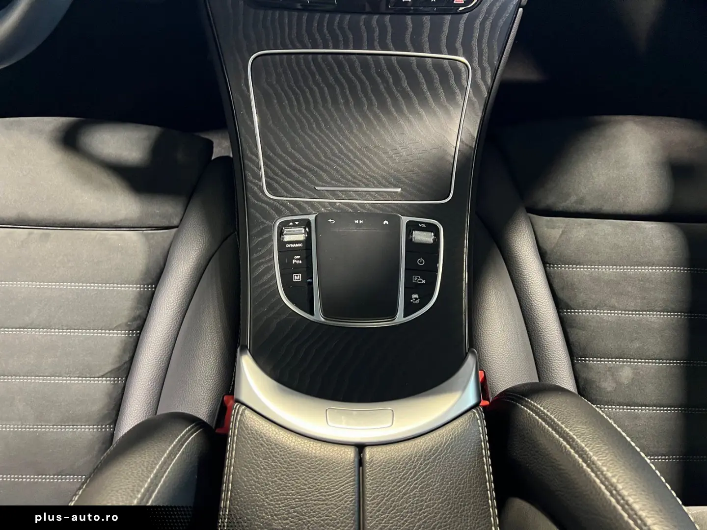 MERCEDES-BENZ GLC 300 de 4M AMG Night Pano AHK Sound&hellip;