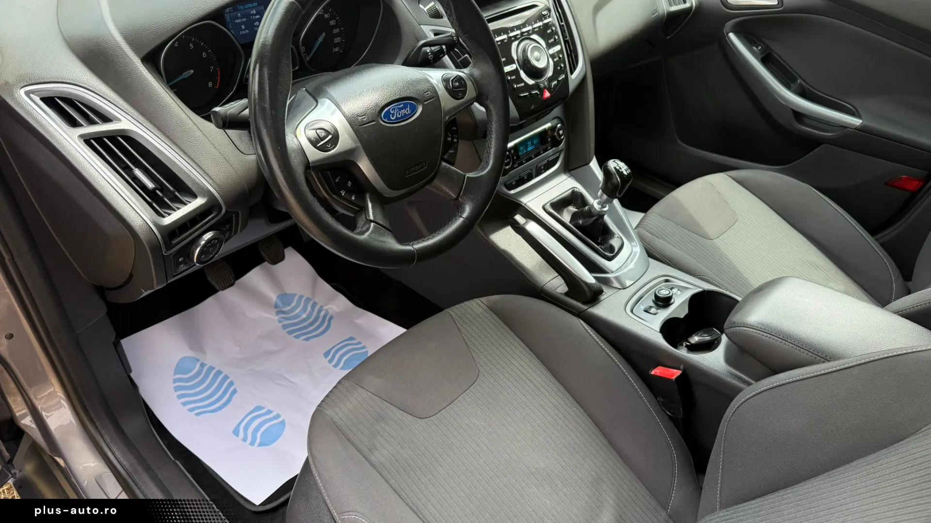 Ford Focus Titanium EcoBoost 2011 1.6b 150Cp 1Proprietar