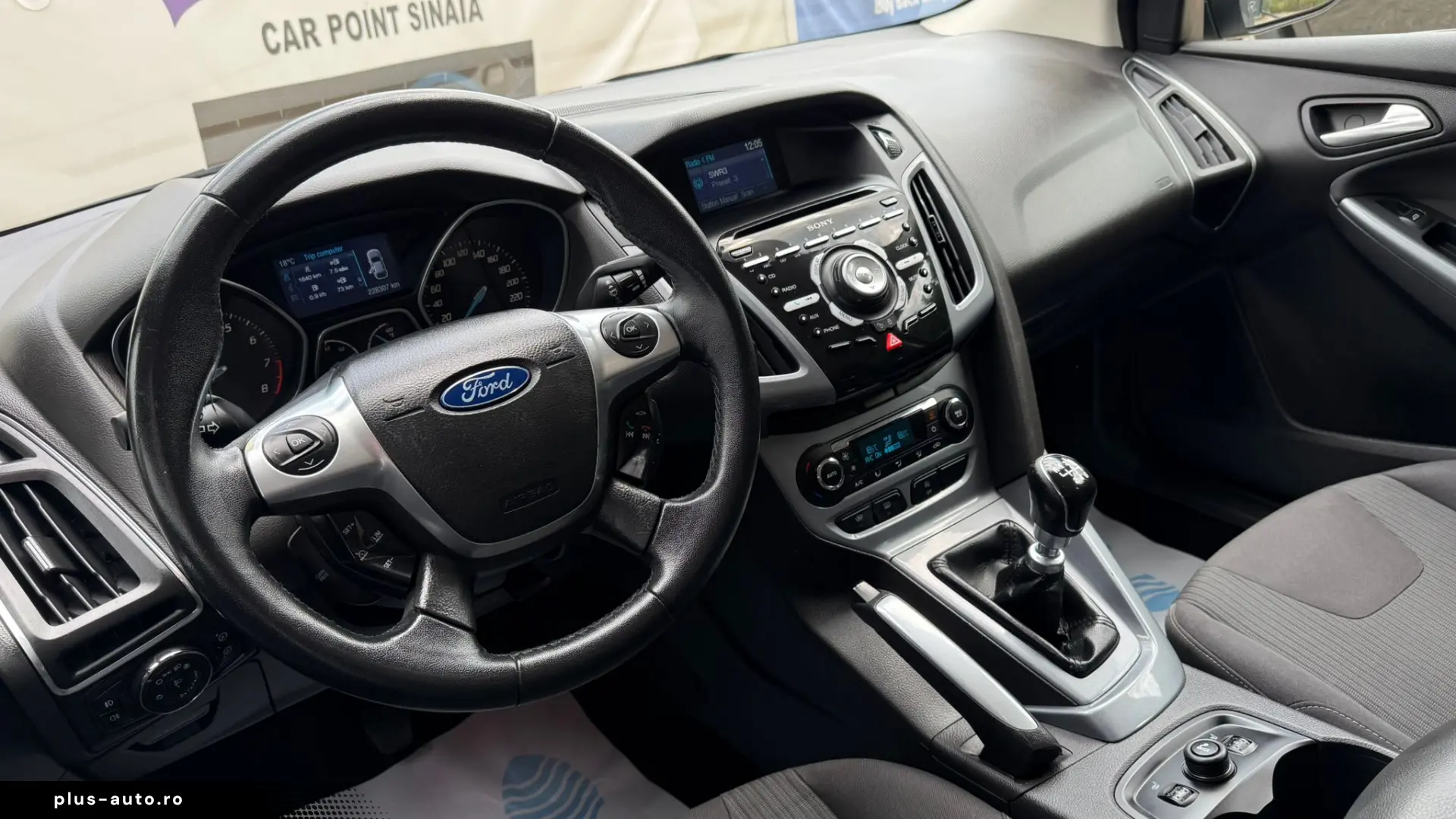 Ford Focus Titanium EcoBoost 2011 1.6b 150Cp 1Proprietar