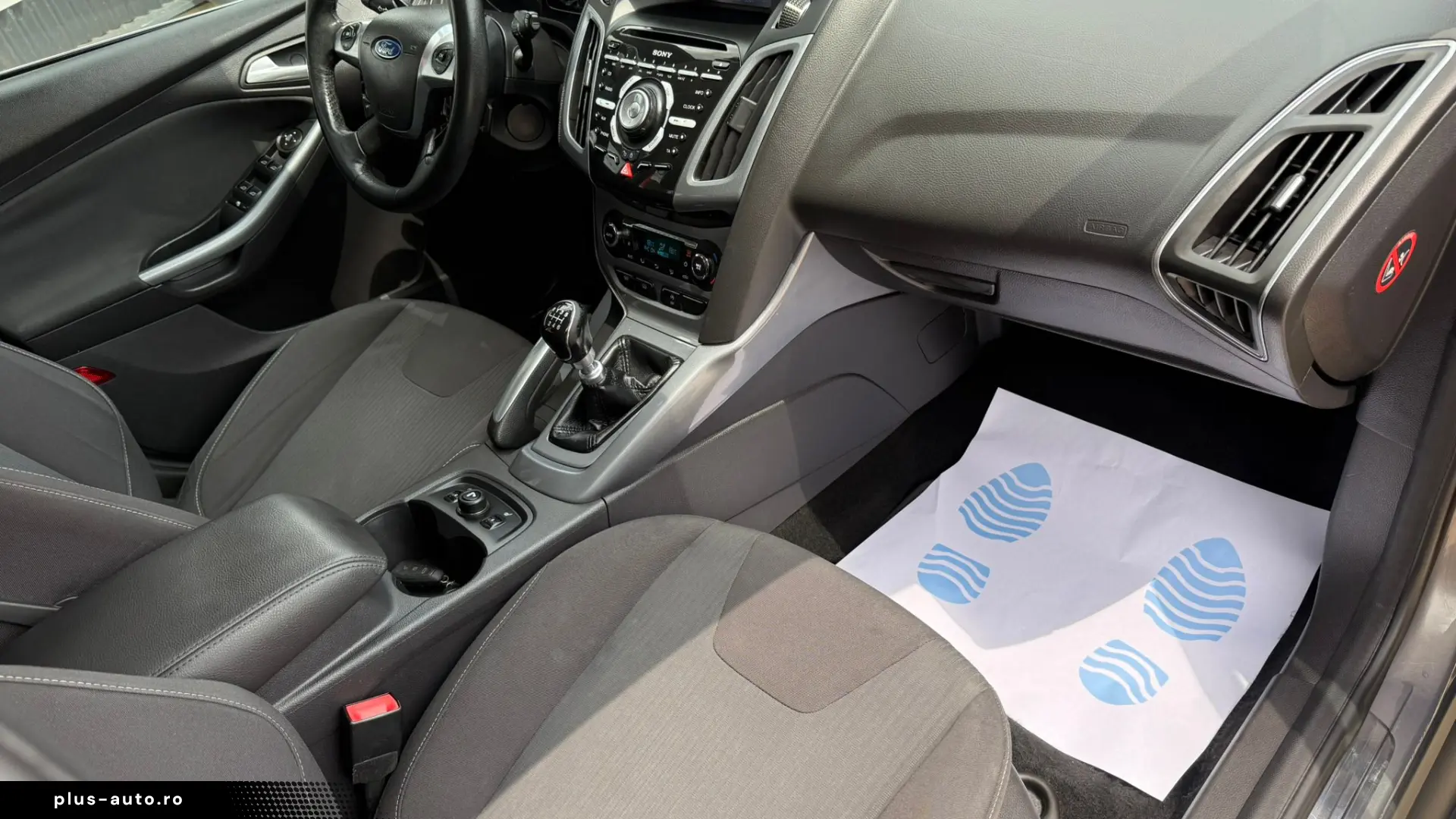 Ford Focus Titanium EcoBoost 2011 1.6b 150Cp 1Proprietar