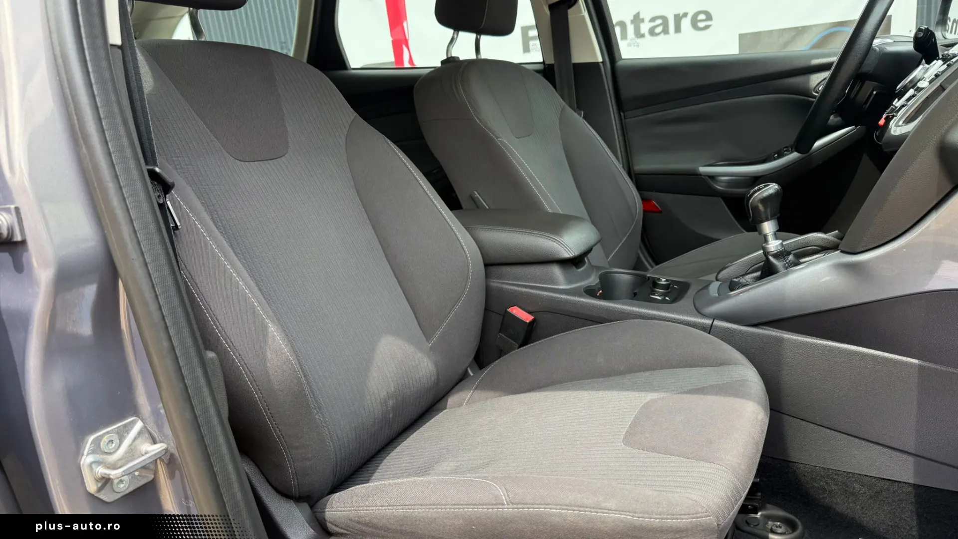 Ford Focus Titanium EcoBoost 2011 1.6b 150Cp 1Proprietar