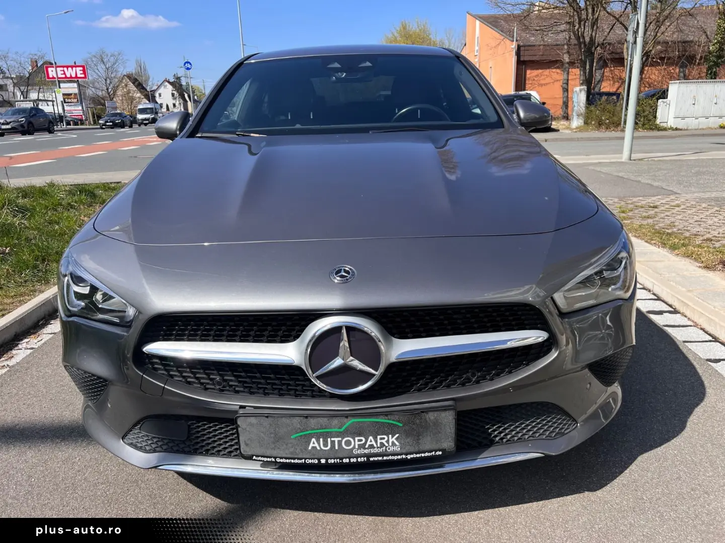 MERCEDES-BENZ CLA 180 Navi SHZ PDC Kamera LED