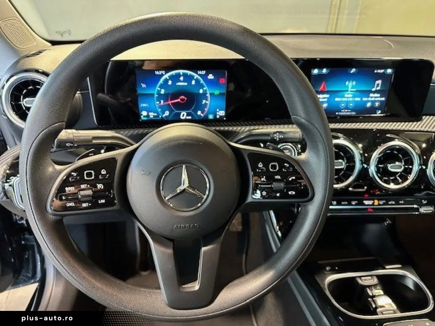 MERCEDES-BENZ CLA 2023 — imagine 6