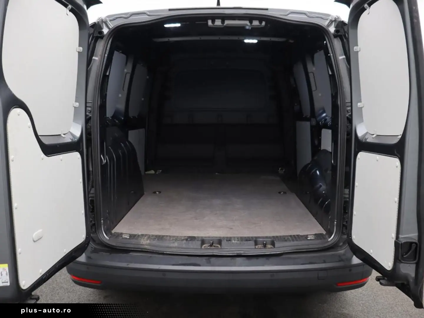 VW Caddy 2.0 TDI Basis Maxi PDC KAMERA TEMPOMAT