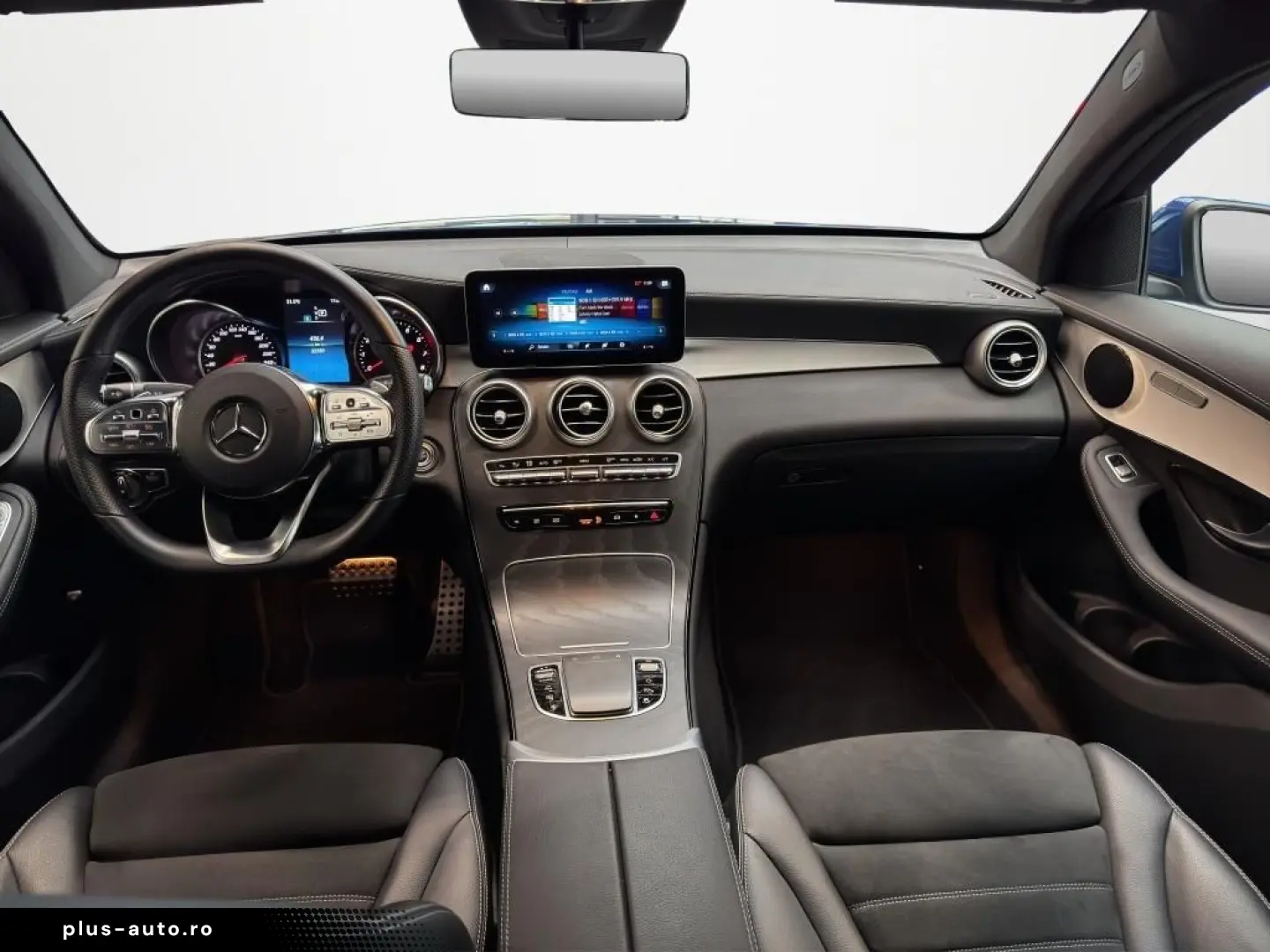 MERCEDES-BENZ GLC 200 4M COUPÉ AMG