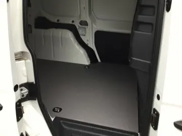 VW Caddy Cargo 2.0 TDI Klima Sitzheizung Einparkhil