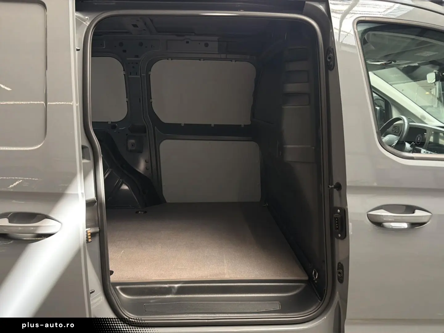 VW Caddy Cargo Maxi Tempomat AHK SHZ Klimaanlage