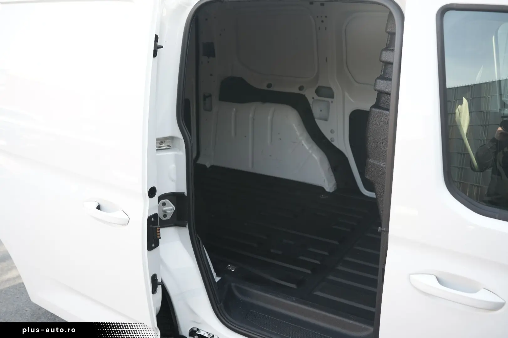 VW Caddy Cargo AHK DAB GARANTIE KLIMA LKW