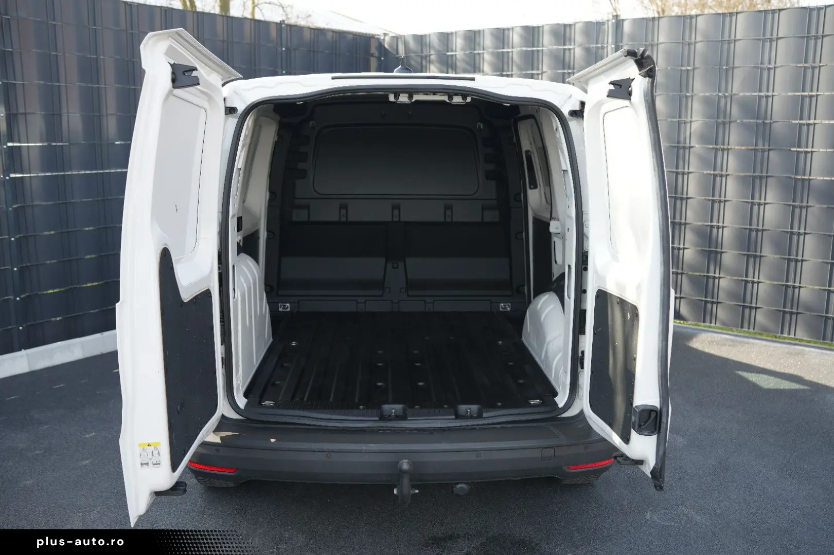 VW Caddy Cargo AHK DAB GARANTIE KLIMA LKW