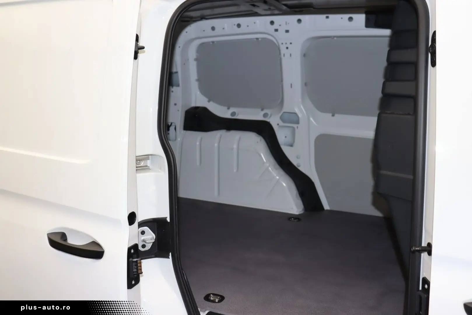 VW Caddy Cargo 2.0 TDI Dig.Cockpit Einparkhilfe GJR