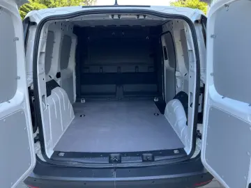 VW Caddy Cargo 2.0 TDI VIRTUAL SHZ PDC
