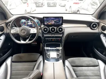 MERCEDES-BENZ GLC 300 de AMG Line  4Matic