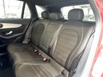 MERCEDES-BENZ GLC 300 de AMG Line  4Matic