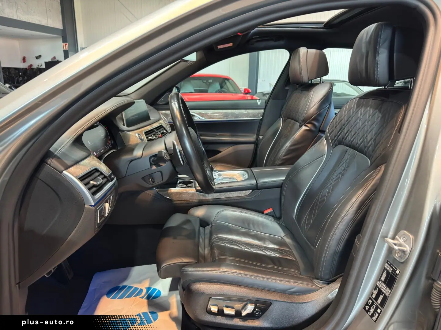 BMW 750 i  xDrive M Sport PANO LASER 360  BURMASTER
