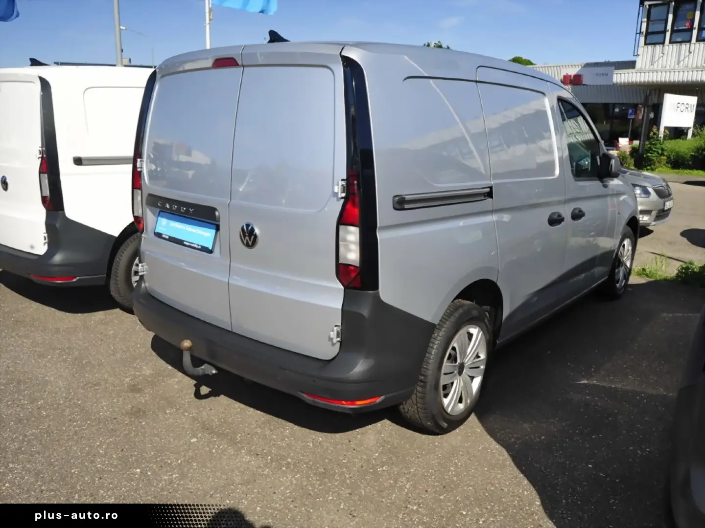 VW Caddy Cargo Kasten 2.0 TDI AHK PDC hinten