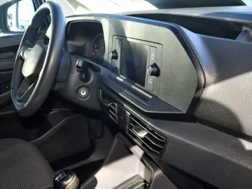 VW Caddy Cargo Kasten 2.0 TDI AHK PDC hinten
