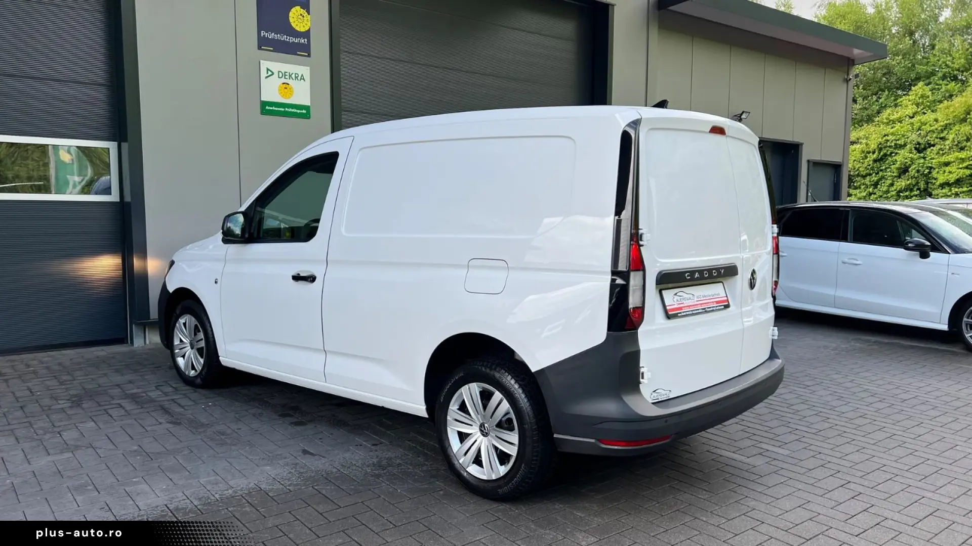 VW Caddy Cargo  DAB  PDC  Klima  Touch