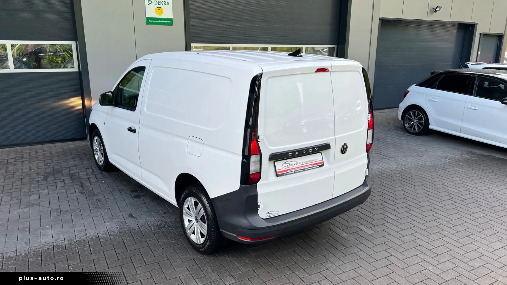 VW Caddy Cargo  DAB  PDC  Klima  Touch