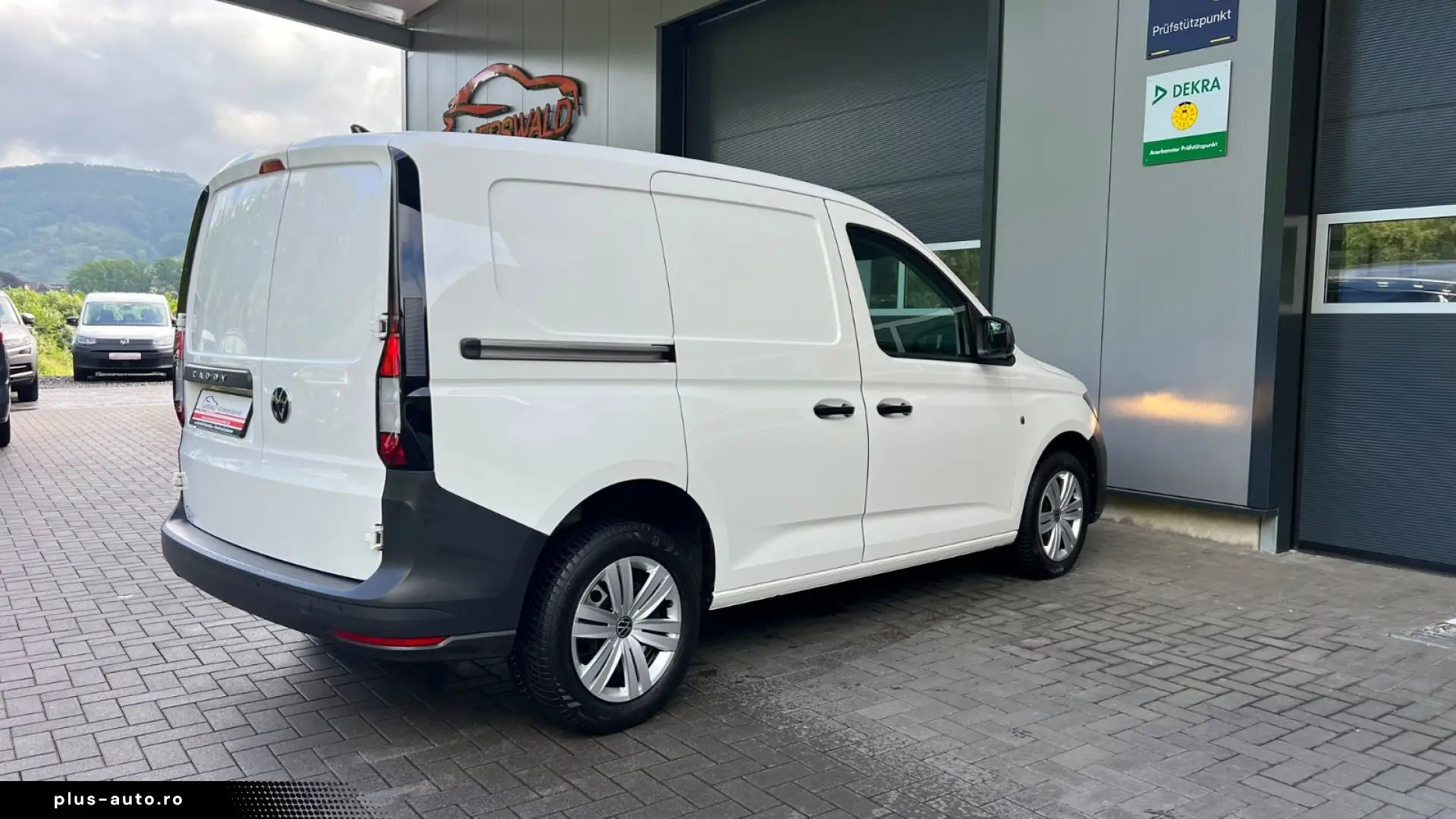 VW Caddy Cargo  DAB  PDC  Klima  Touch