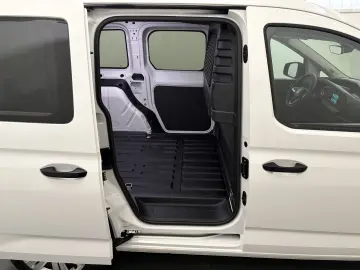 VW Caddy Cargo 2.0 TDI Klima Sitz- FS-hzg PDC GRA
