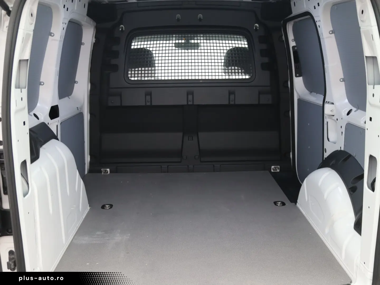VW Caddy Cargo   Navi  Bluetooth  Klima  PDC  DAB