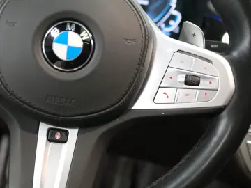 BMW 745 e M Sport Exklusiv Laser HUD Harman 20