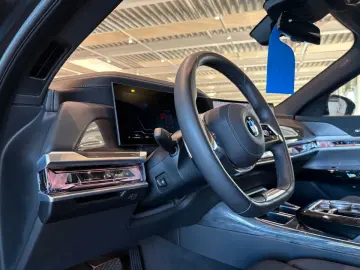 BMW 740d xDrive