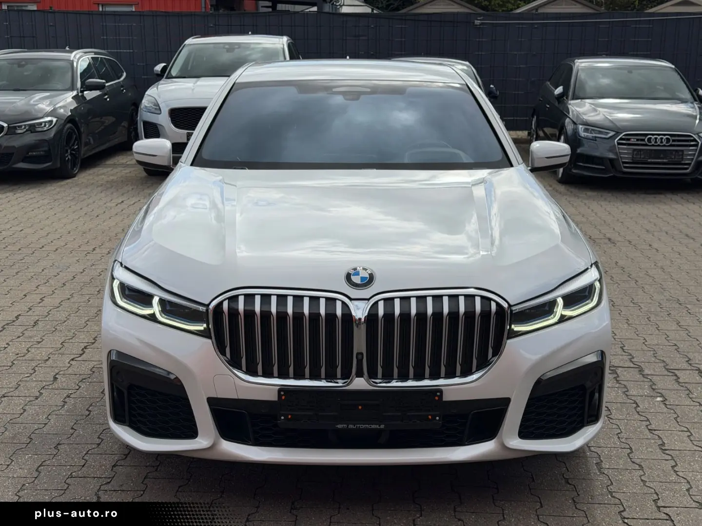 BMW 745e M Sport Laser HUD SoftClose Nappa Massage