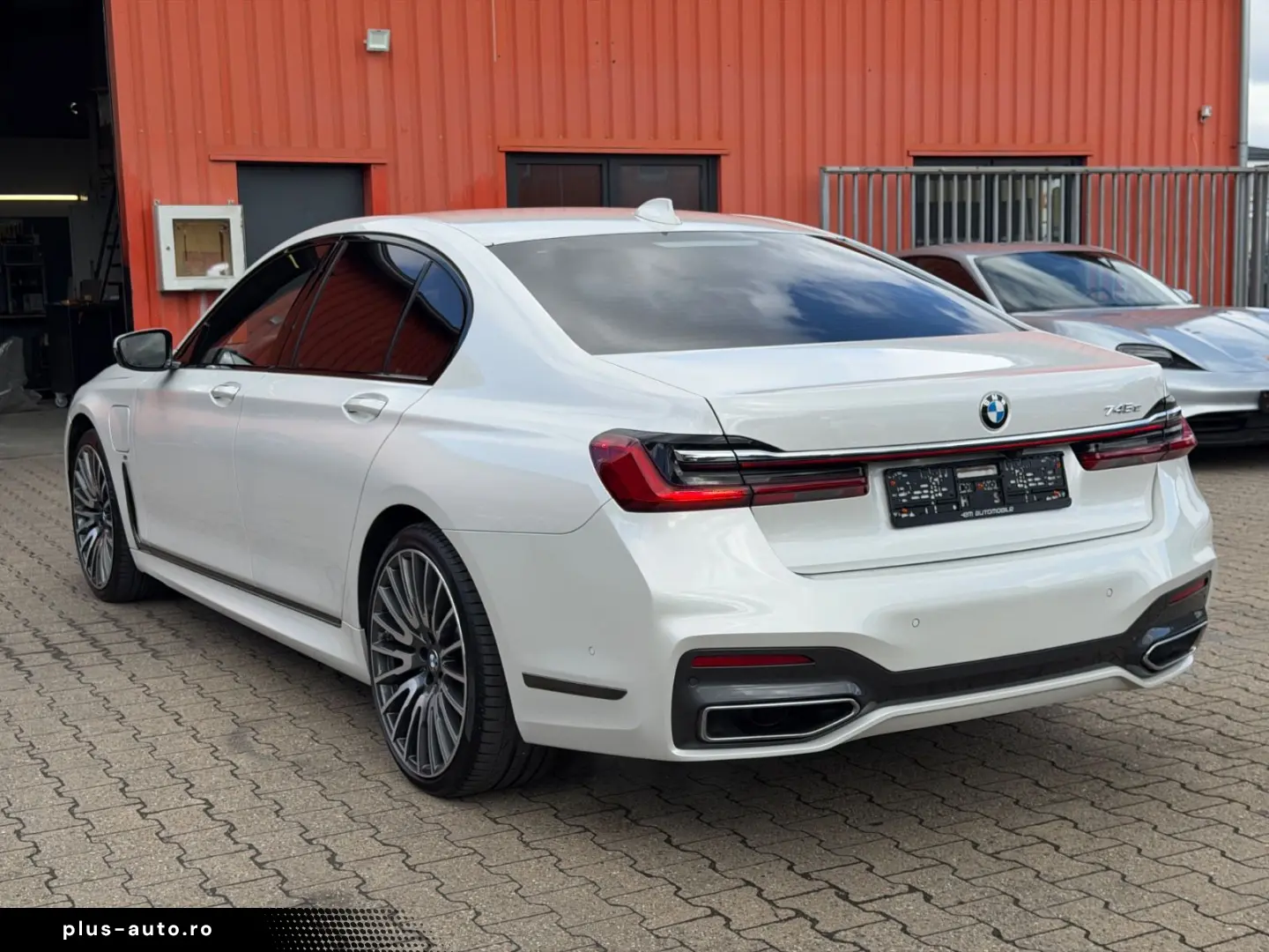BMW 745e M Sport Laser HUD SoftClose Nappa Massage