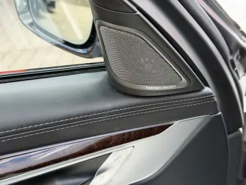 BMW 745e M Sport Laser HUD SoftClose Nappa Massage