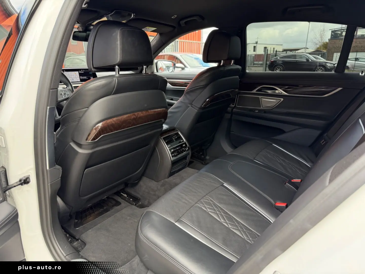 BMW 745e M Sport Laser HUD SoftClose Nappa Massage