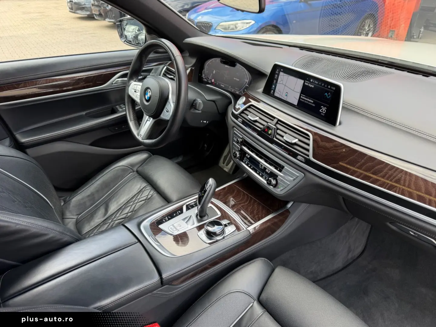 BMW 745e M Sport Laser HUD SoftClose Nappa Massage