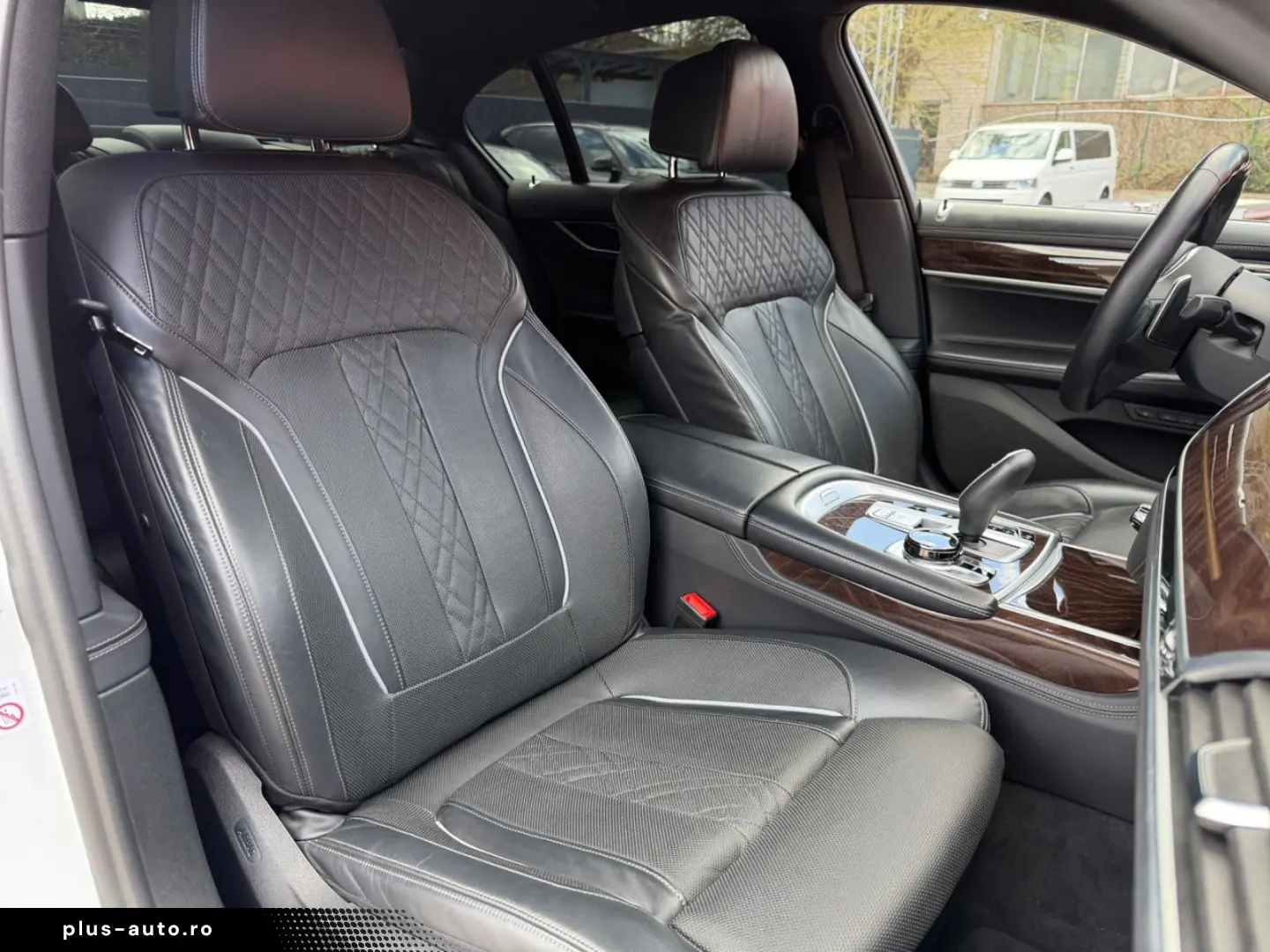 BMW 745e M Sport Laser HUD SoftClose Nappa Massage