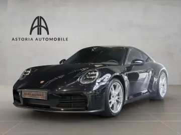 PORSCHE 992 Carrera Pano BOSE 14w SportAbgas 360 Kamera