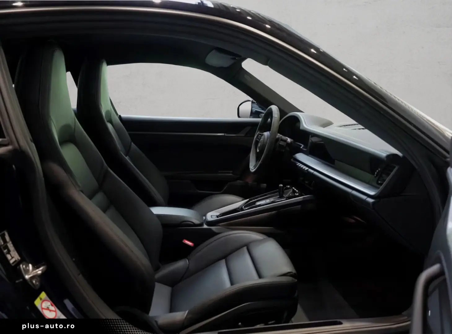 PORSCHE 992 Carrera Pano BOSE 14w SportAbgas 360 Kamera
