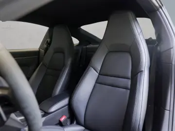 PORSCHE 992 Carrera Pano BOSE 14w SportAbgas 360 Kamera