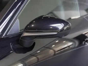PORSCHE 992 Carrera Pano BOSE 14w SportAbgas 360 Kamera
