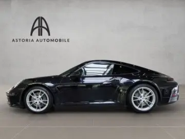 PORSCHE 992 Carrera Pano BOSE 14w SportAbgas 360 Kamera