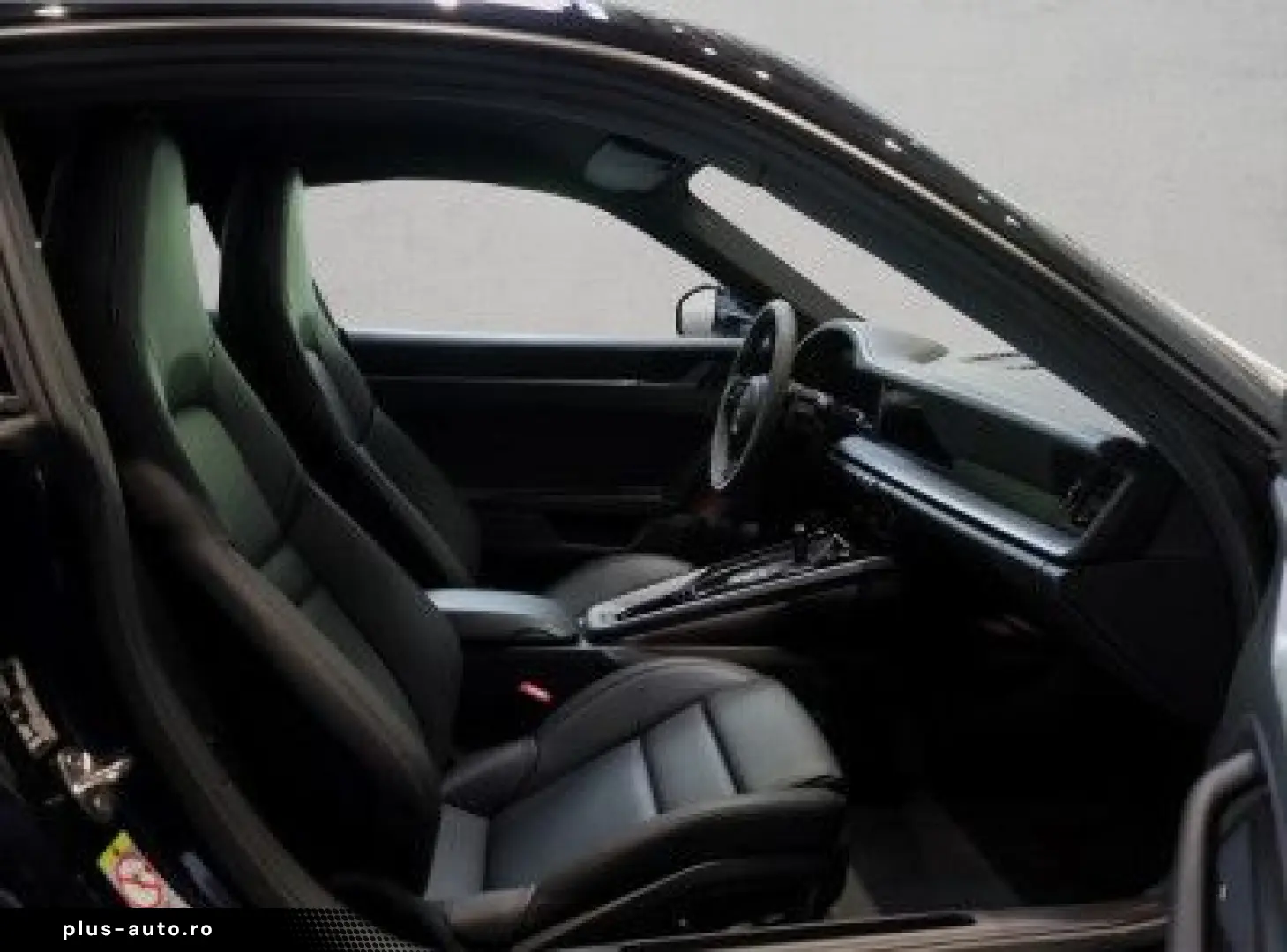 PORSCHE 992 Carrera Pano BOSE 14w SportAbgas 360 Kamera