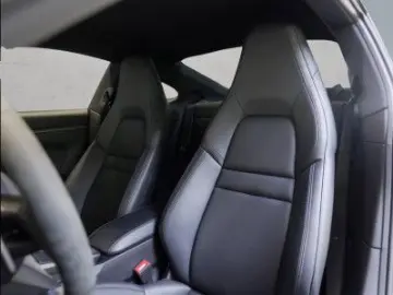 PORSCHE 992 Carrera Pano BOSE 14w SportAbgas 360 Kamera