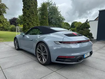 PORSCHE 992 911 Carrera Cabriolet BOSE TEMPO LEDER CAM
