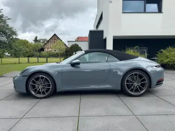 PORSCHE 992 911 Carrera Cabriolet BOSE TEMPO LEDER CAM