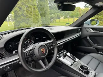 PORSCHE 992 911 Carrera Cabriolet BOSE TEMPO LEDER CAM