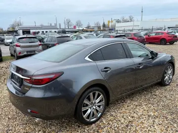 MAZDA 6 Lim. 2.5 Autom Sports-Line Plus nahe Vollausst