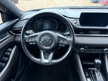 MAZDA 6 Lim. 2.5 Autom Sports-Line Plus nahe Vollausst