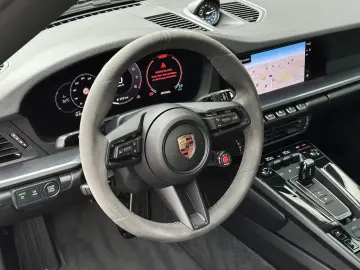 PORSCHE 992 911 Carrera Cabriolet BOSE Sitzbelüftung SHZ