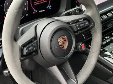 PORSCHE 992 911 Carrera Cabriolet BOSE Sitzbelüftung SHZ